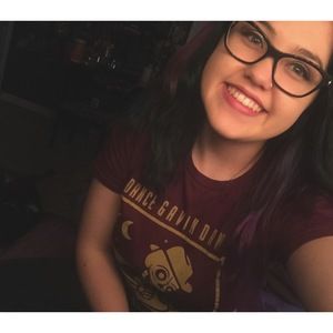 Meet your Posher, Alyssa